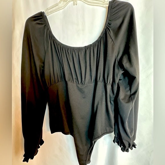 SHEIN Black Bodysuit Peasant Sleeves and Bodice Plus Size 3X Long  Sleeves Bow - Picture 3 of 8